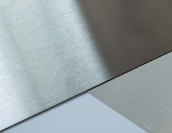 Лист нержавеющий шлифованный х/к 15Х18Н12С4ТЮ 0,75 мм ГОСТ 5582-75 фото