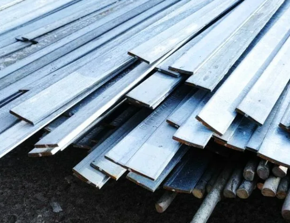 Полоса стальная г/к гладкая в рулоне для заземления 65Г 45х90 мм ГОСТ 103-2006 фото